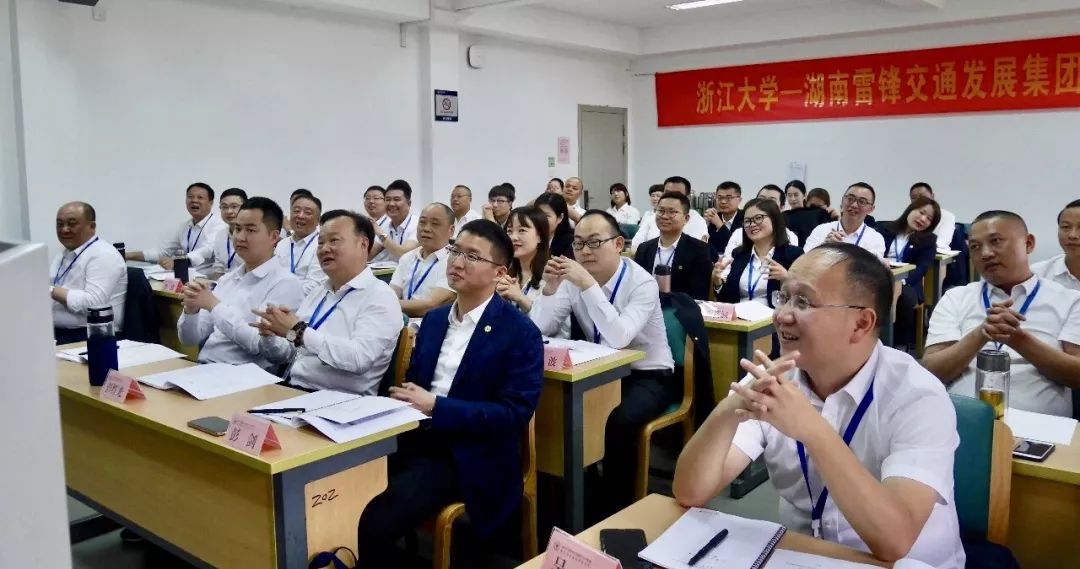 長沙紅光保安服務(wù)有限公司,長沙安保服務(wù),長沙安全服務(wù),長沙非武裝押運,勞務(wù)派遣服務(wù)