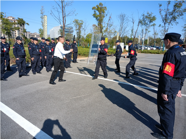 長沙紅光保安服務(wù)有限公司,長沙安保服務(wù),長沙安全服務(wù),長沙非武裝押運(yùn),勞務(wù)派遣服務(wù)